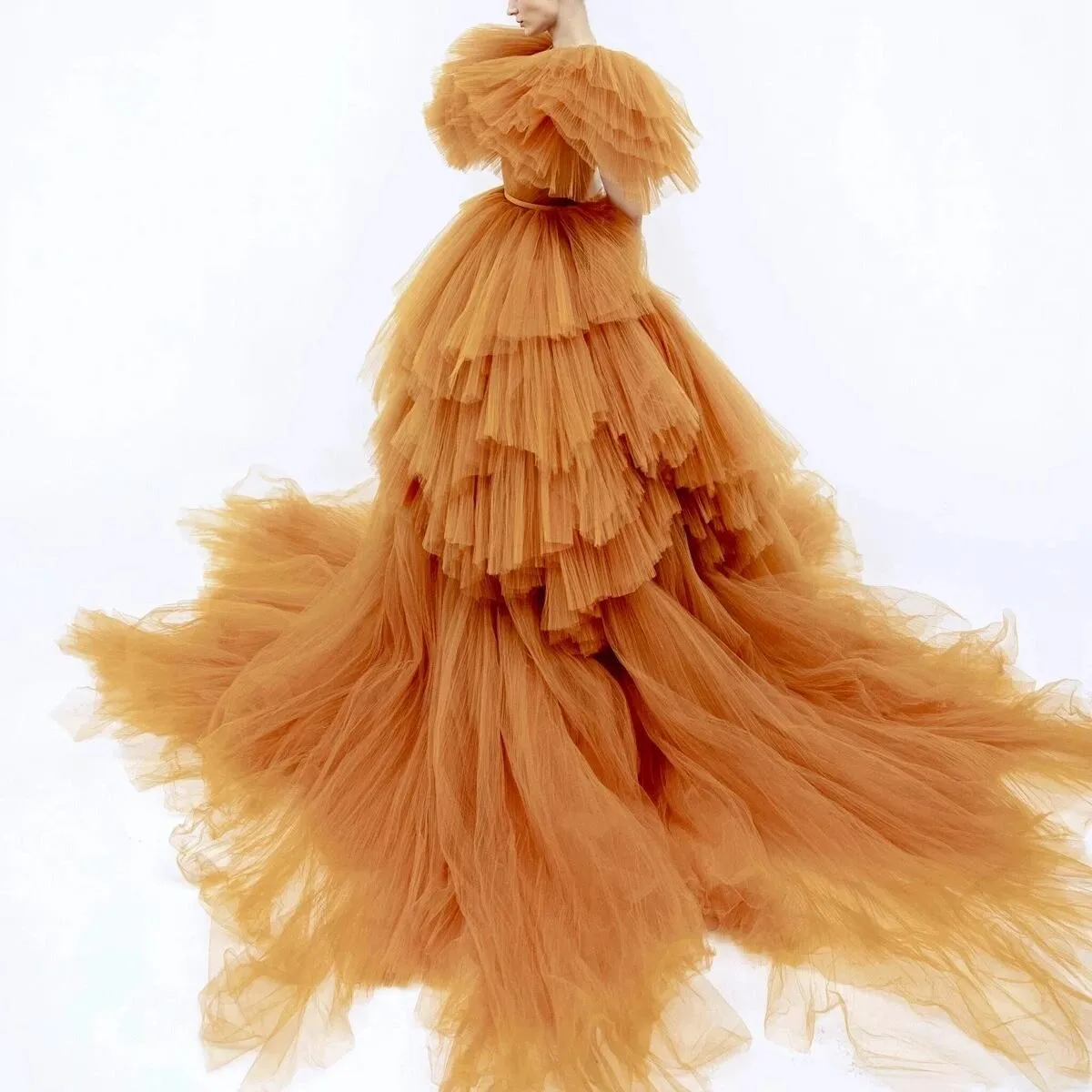 Affascinante abito da sera in tulle arruffato abiti da festa extra gonfio lungo strascico oro abito formale da ballo abito da se