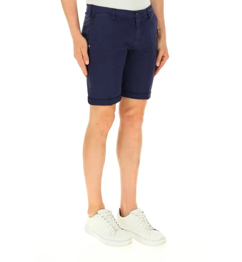 Bermuda chino