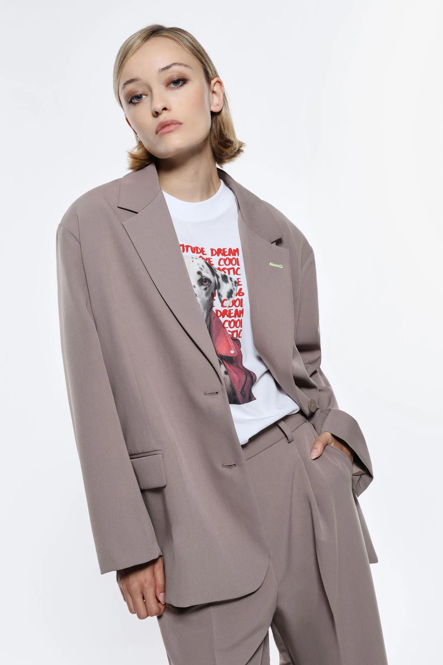 Blazer con bottoni a doppio petto     