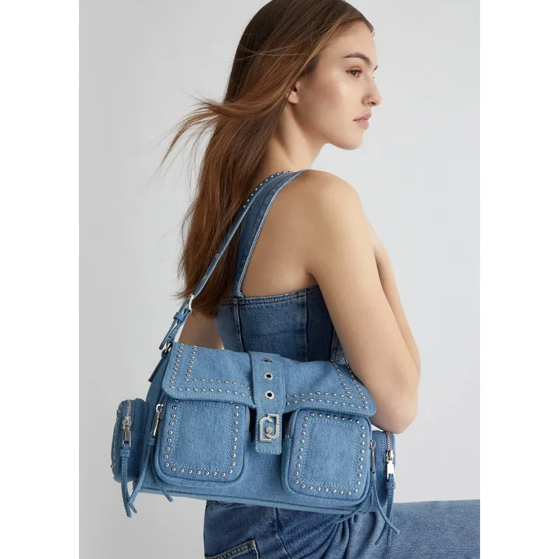 Borsa a spalla in denim con borchie