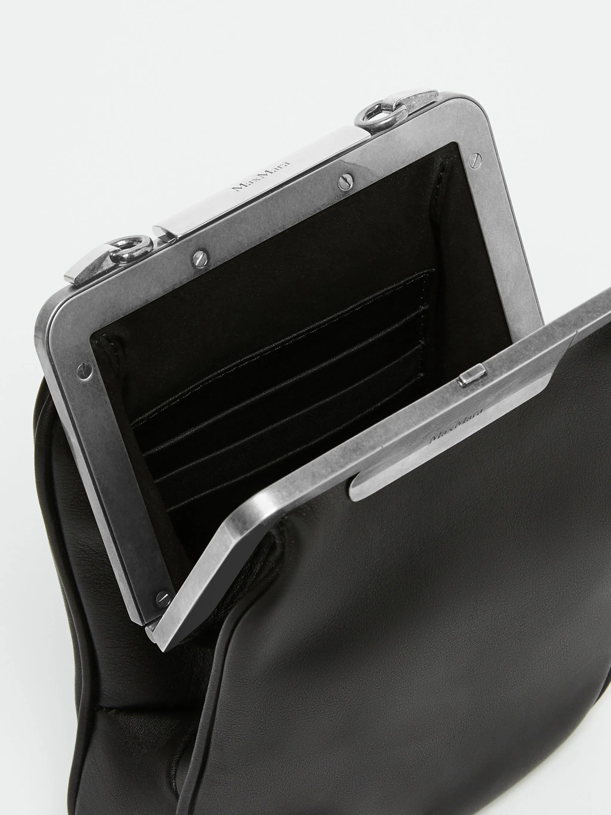 Borsa a tracolla verticale Clasp small in pelle