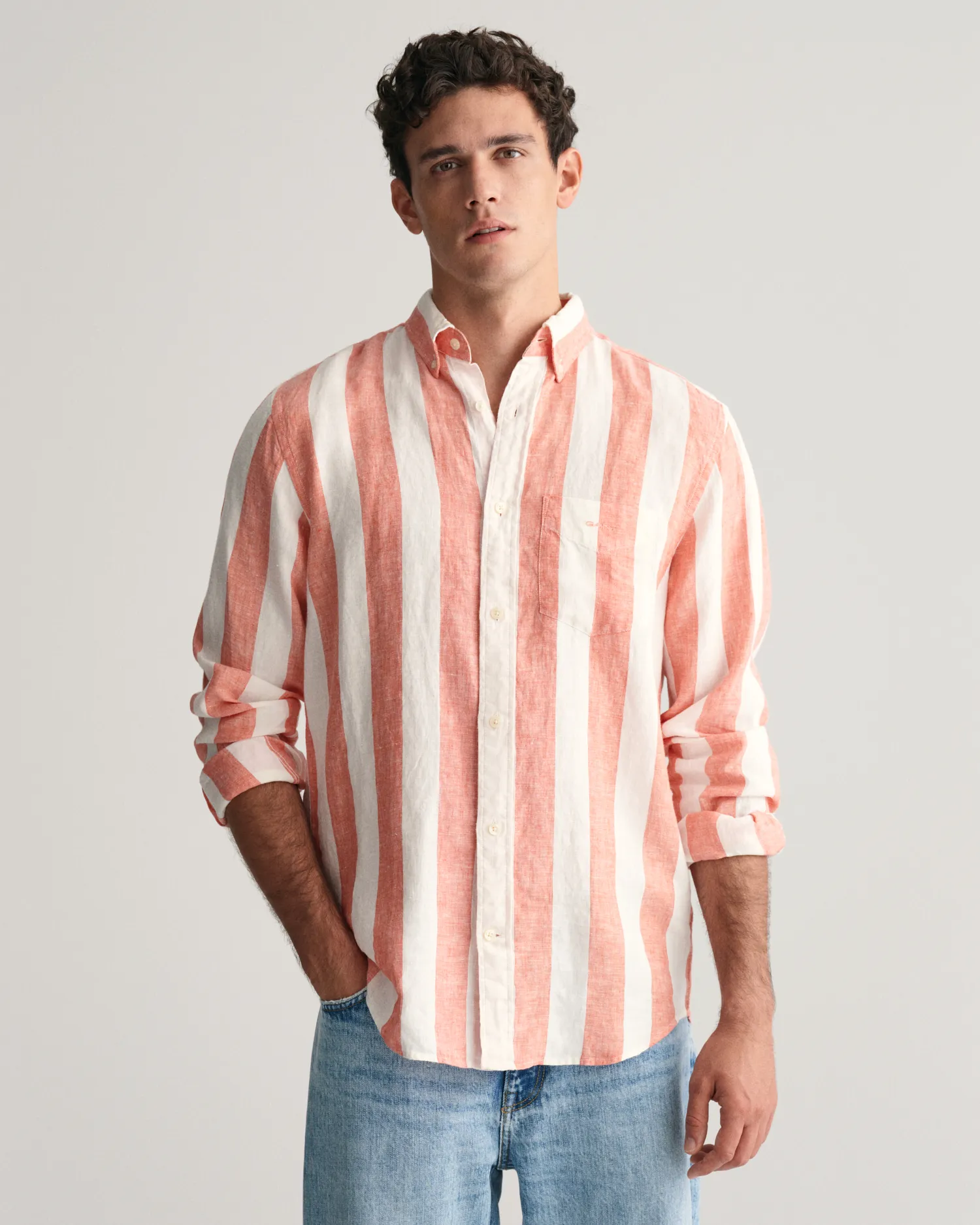 Camicia di lino a righe vivaci regular fit