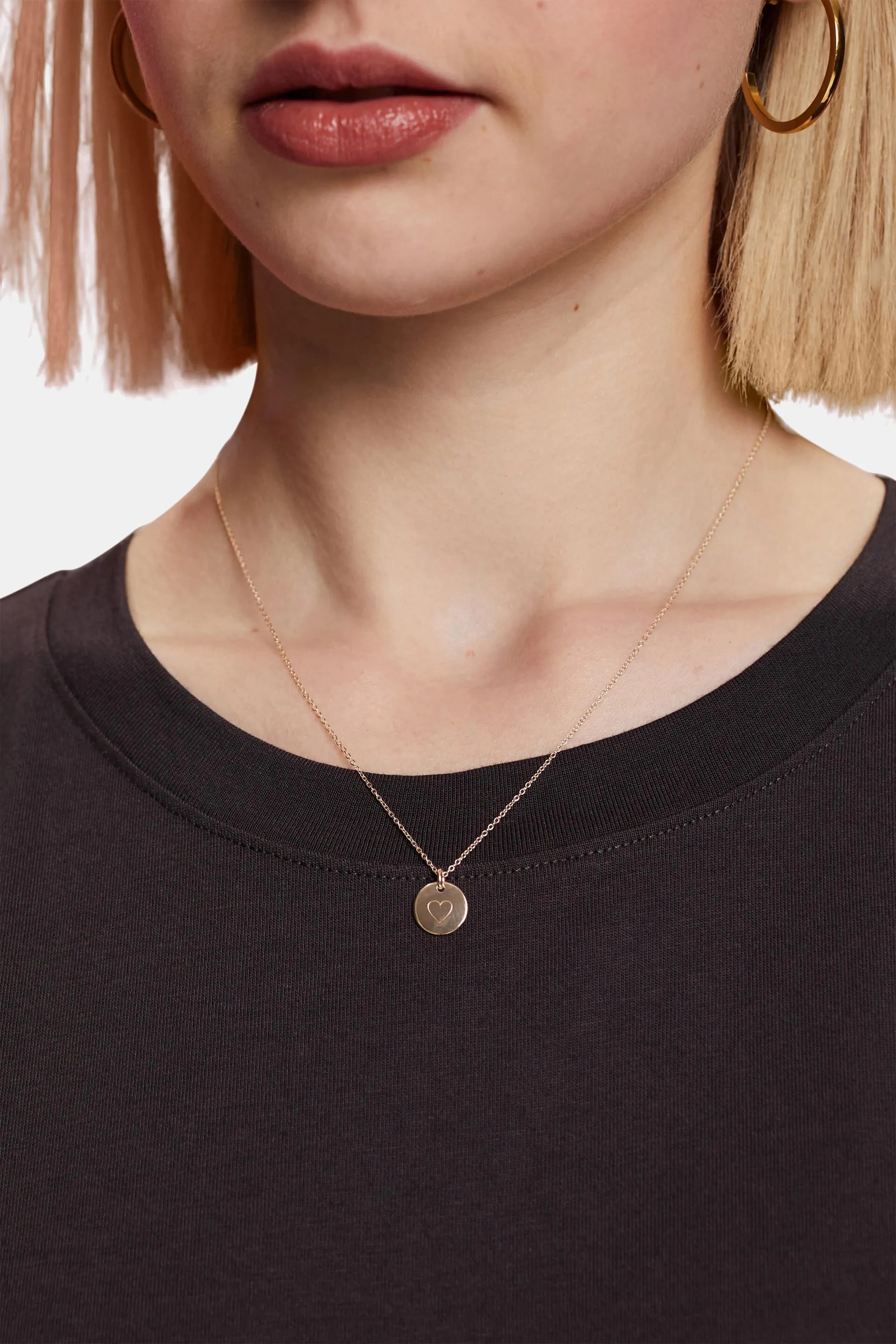 Collana in argento sterling con pendente inciso