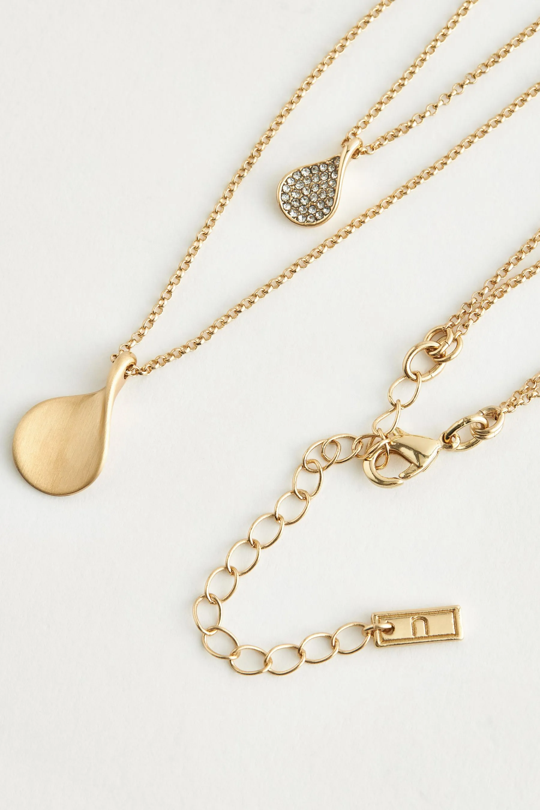 Collana multifilo luccicante con petali