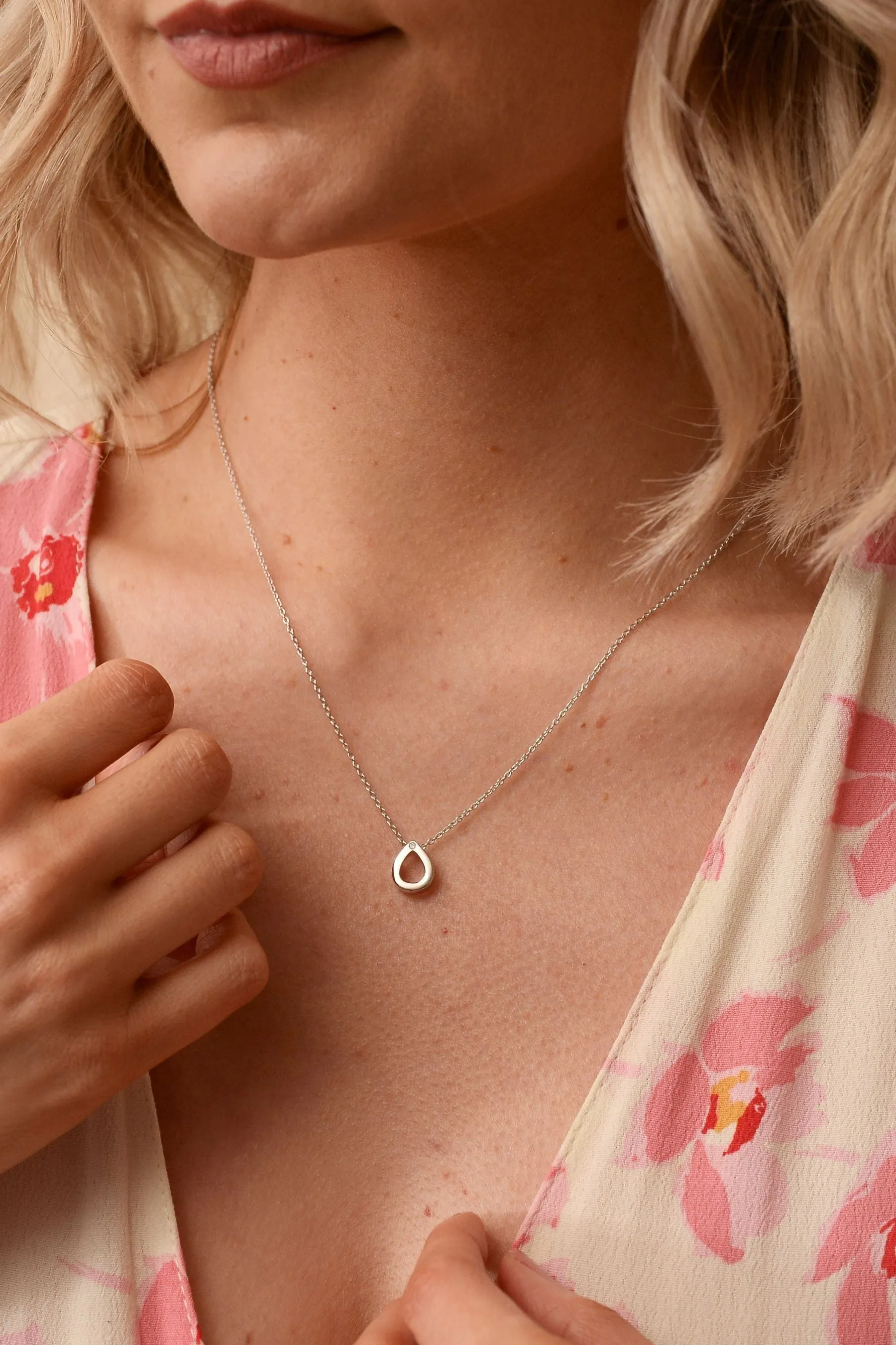 Hot Diamonds Argento - Ciondolo a goccia placcato con amuleto a rombi