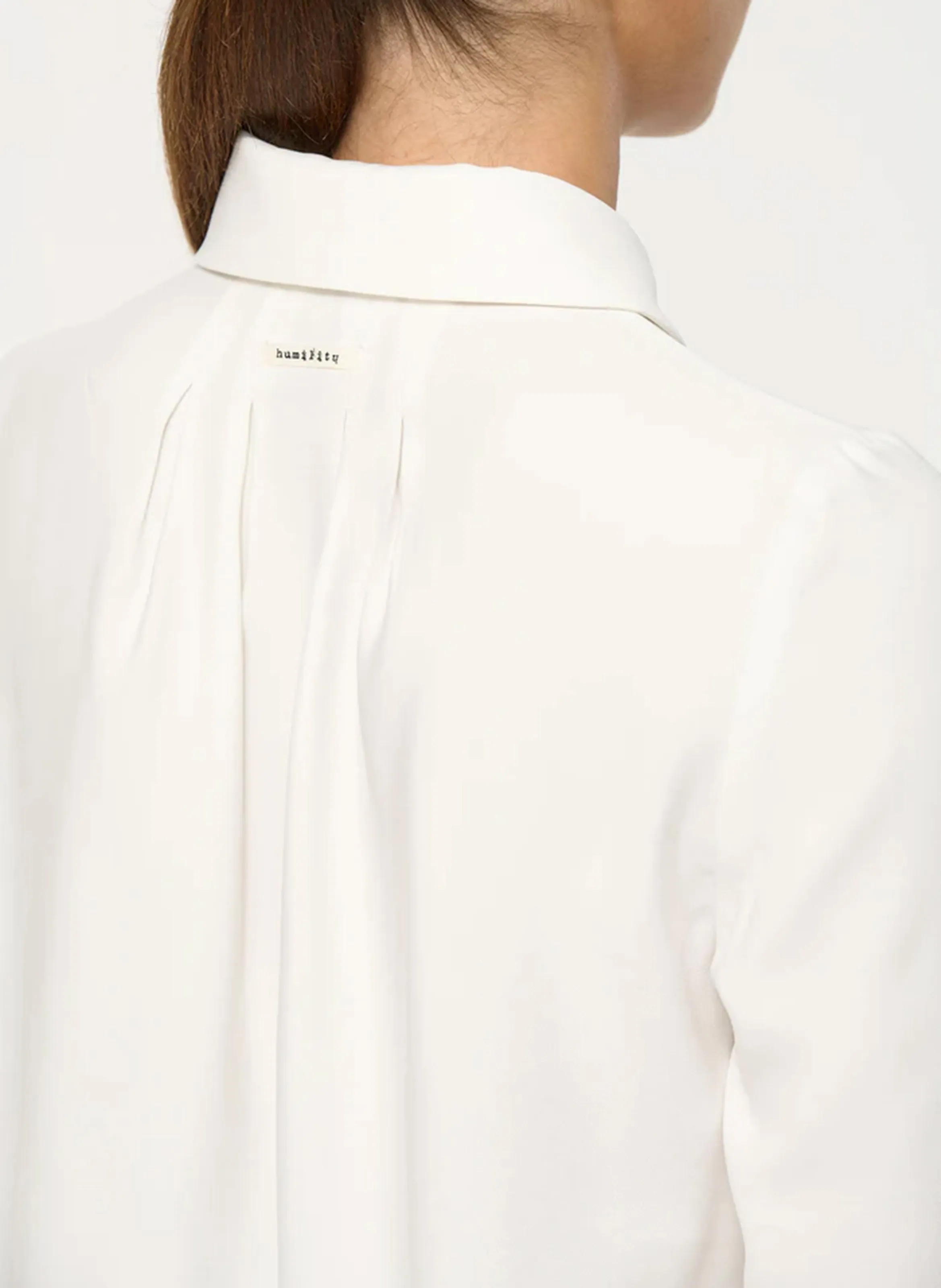  HUMILITY   Camicia dritta con colletto classico | Bianco