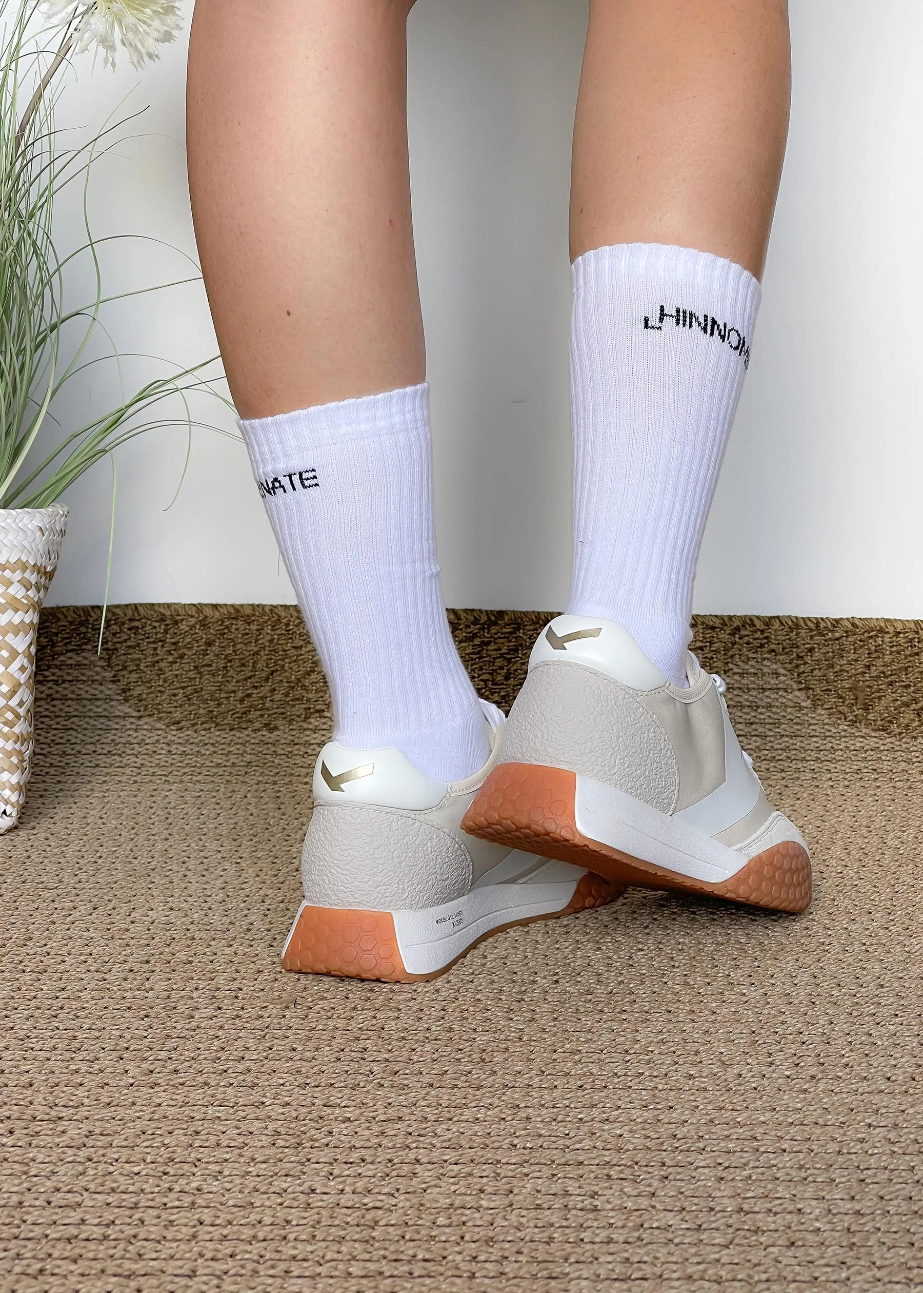 KEH-NOO      Kehnoo sneakers off white