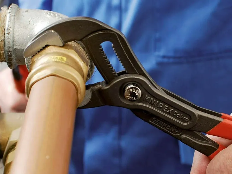 Knipex Cobra pinza regolabile per tubi e dadi con anello di fissaggio, 180mm