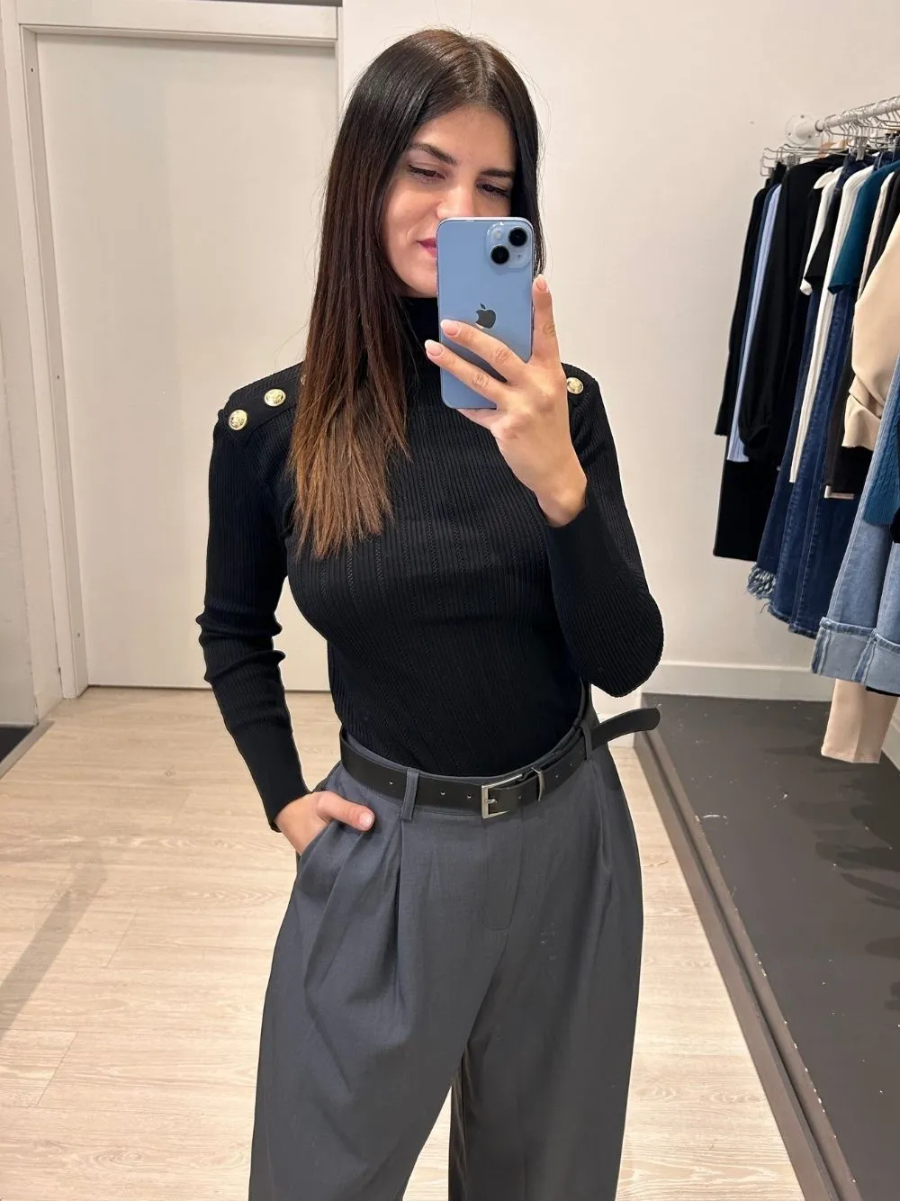 Maglia dolcevita tessuto lavorato