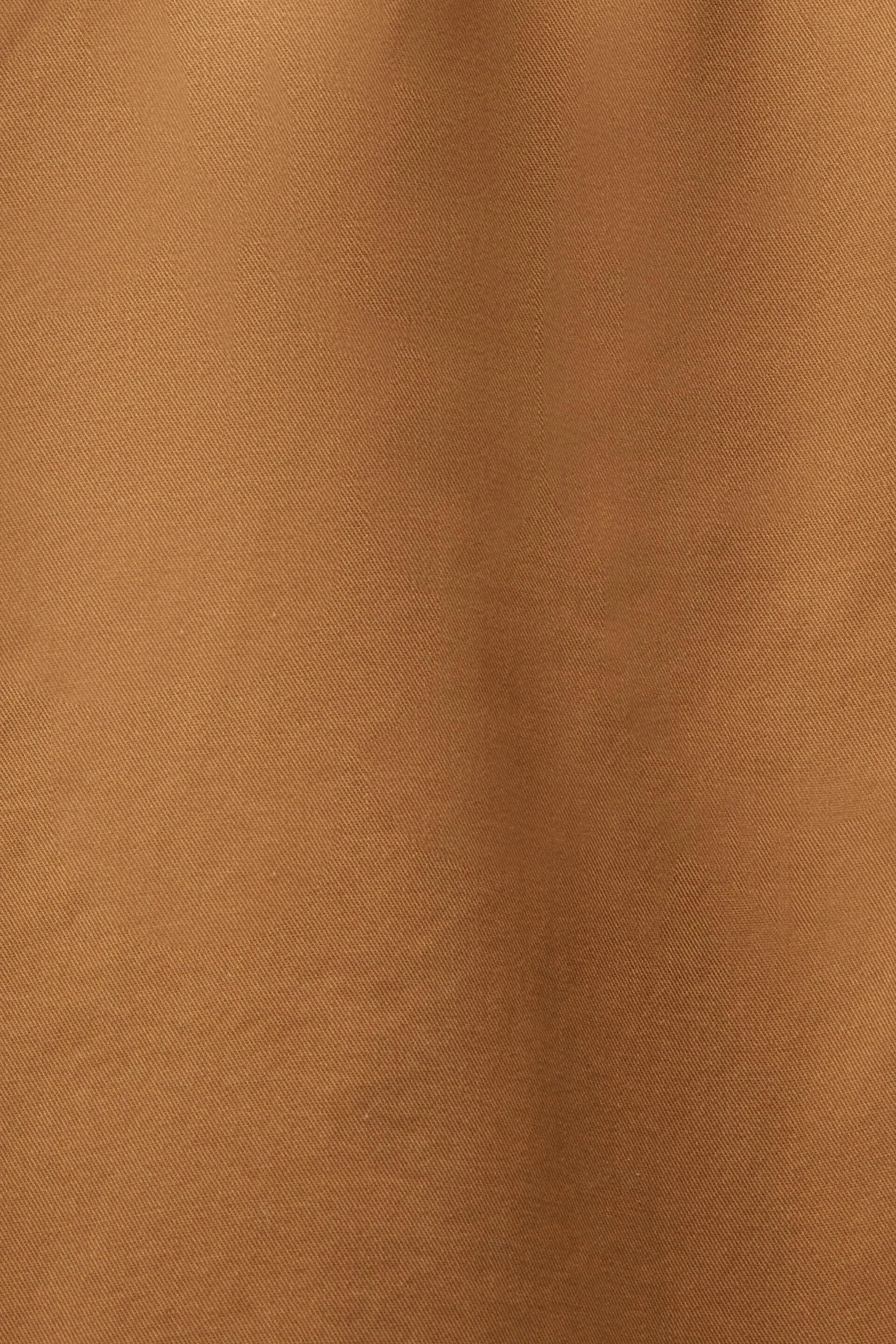 Pantaloncini stile chino in cotone sostenibile