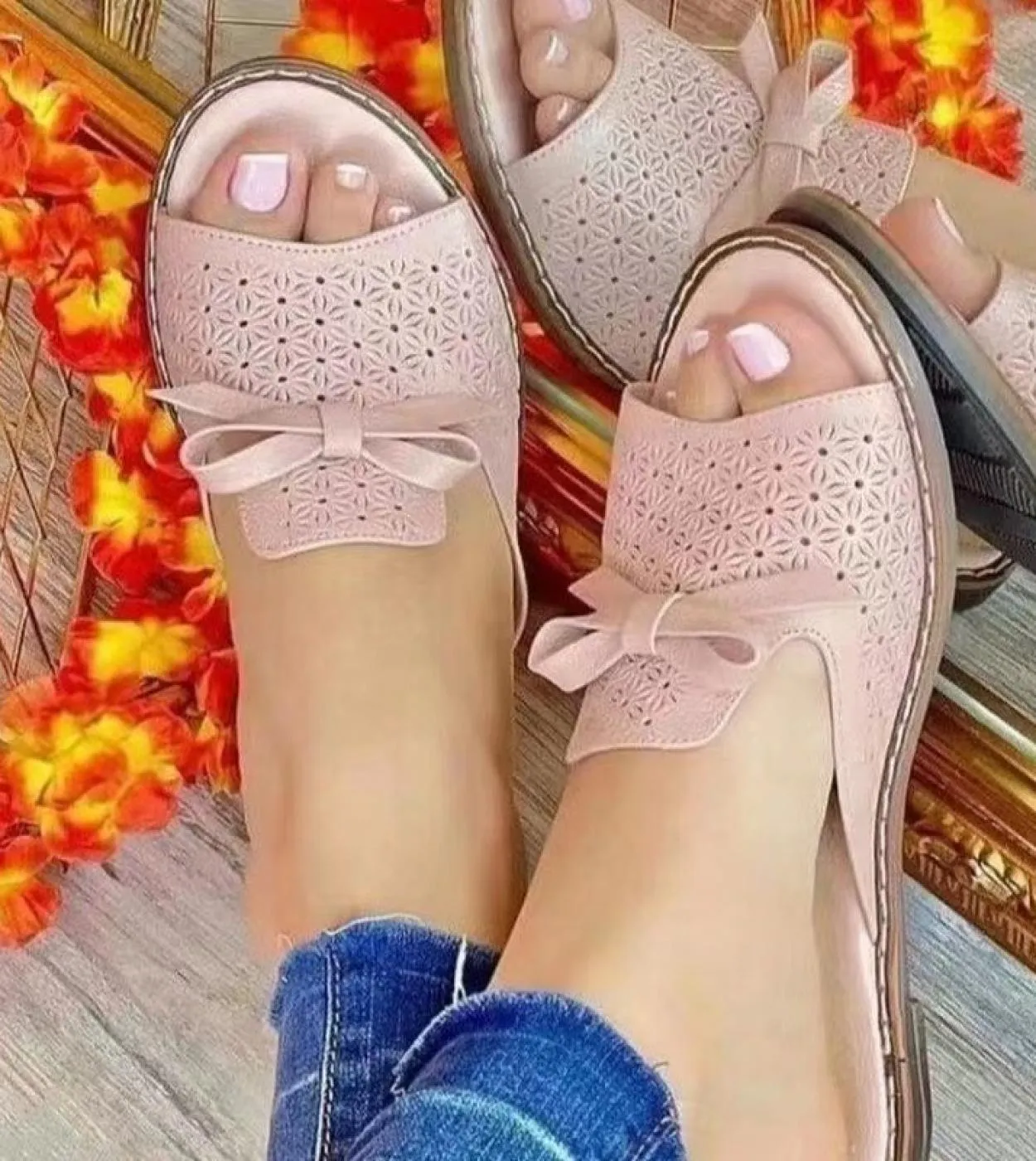 Pantofole da donna scarpe basse casual estate 2022 scarpe da donna sandali con cinturino alla moda infradito da donna passeggiat