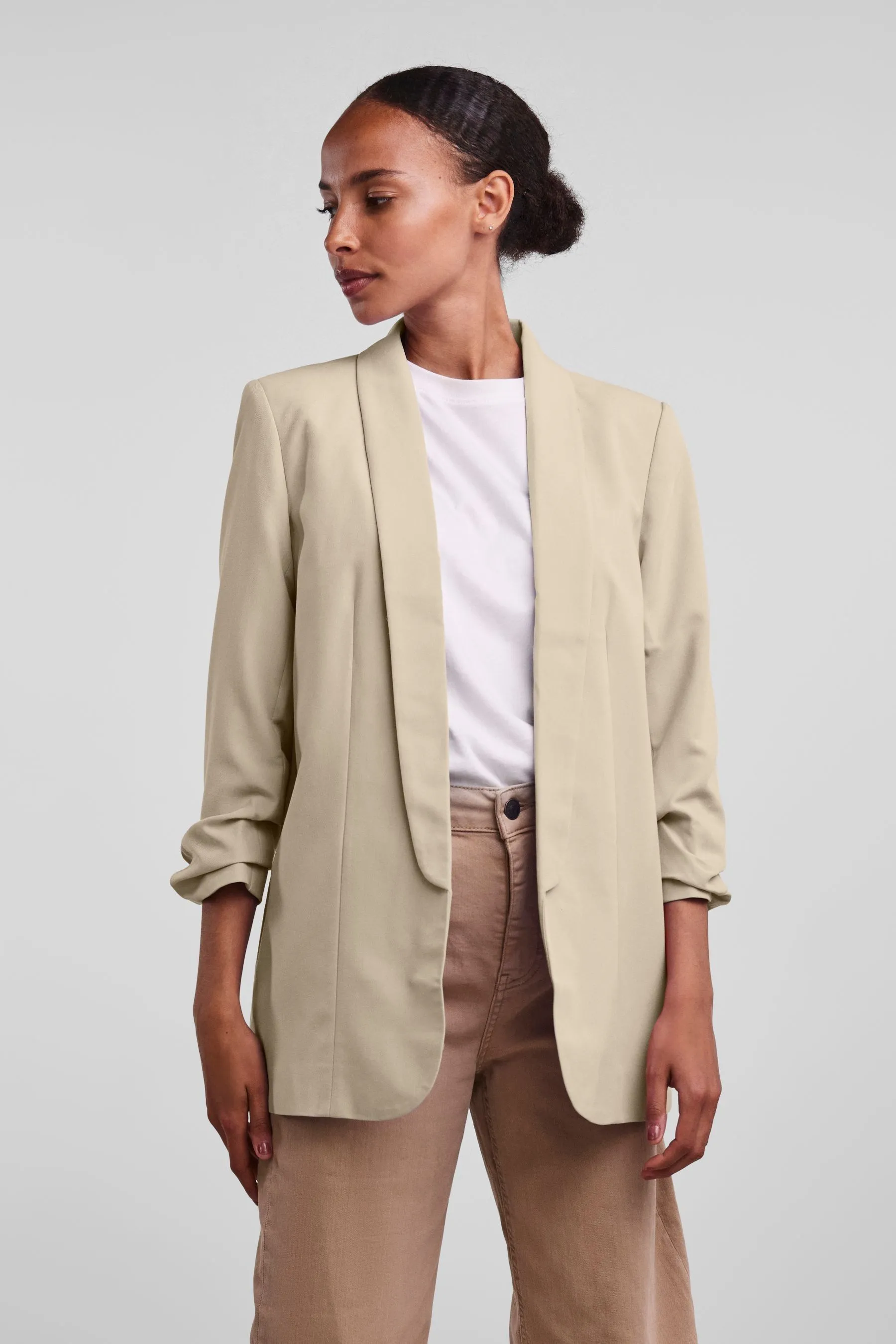 PIECES - Blazer con maniche arricciate    