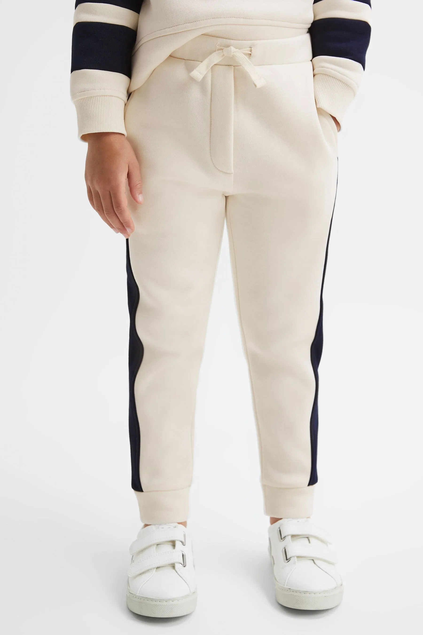 Reiss - Cara - Completo Blend con cappuccio e Pantaloni da jogging in cotone a blocchi di colore    