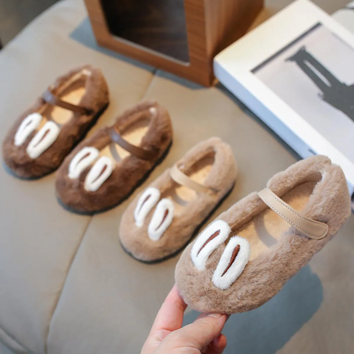Scarpe Mary Jane pelose super accoglienti per bambini Ragazze Divertenti orecchie di coniglio Scarpe invernali imbottite in coto