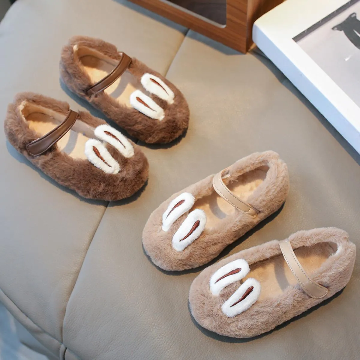 Scarpe Mary Jane pelose super accoglienti per bambini Ragazze Divertenti orecchie di coniglio Scarpe invernali imbottite in coto