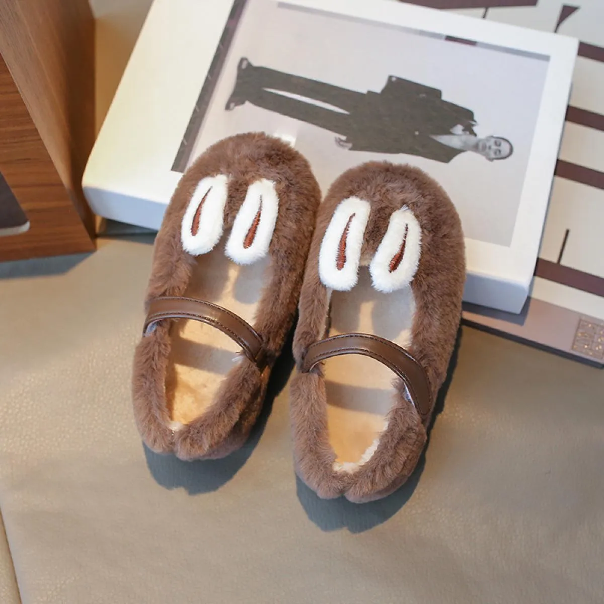 Scarpe Mary Jane pelose super accoglienti per bambini Ragazze Divertenti orecchie di coniglio Scarpe invernali imbottite in coto