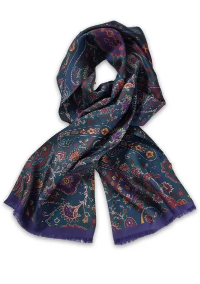 Sciarpa a cravatta larga verde abete con motivo Paisley