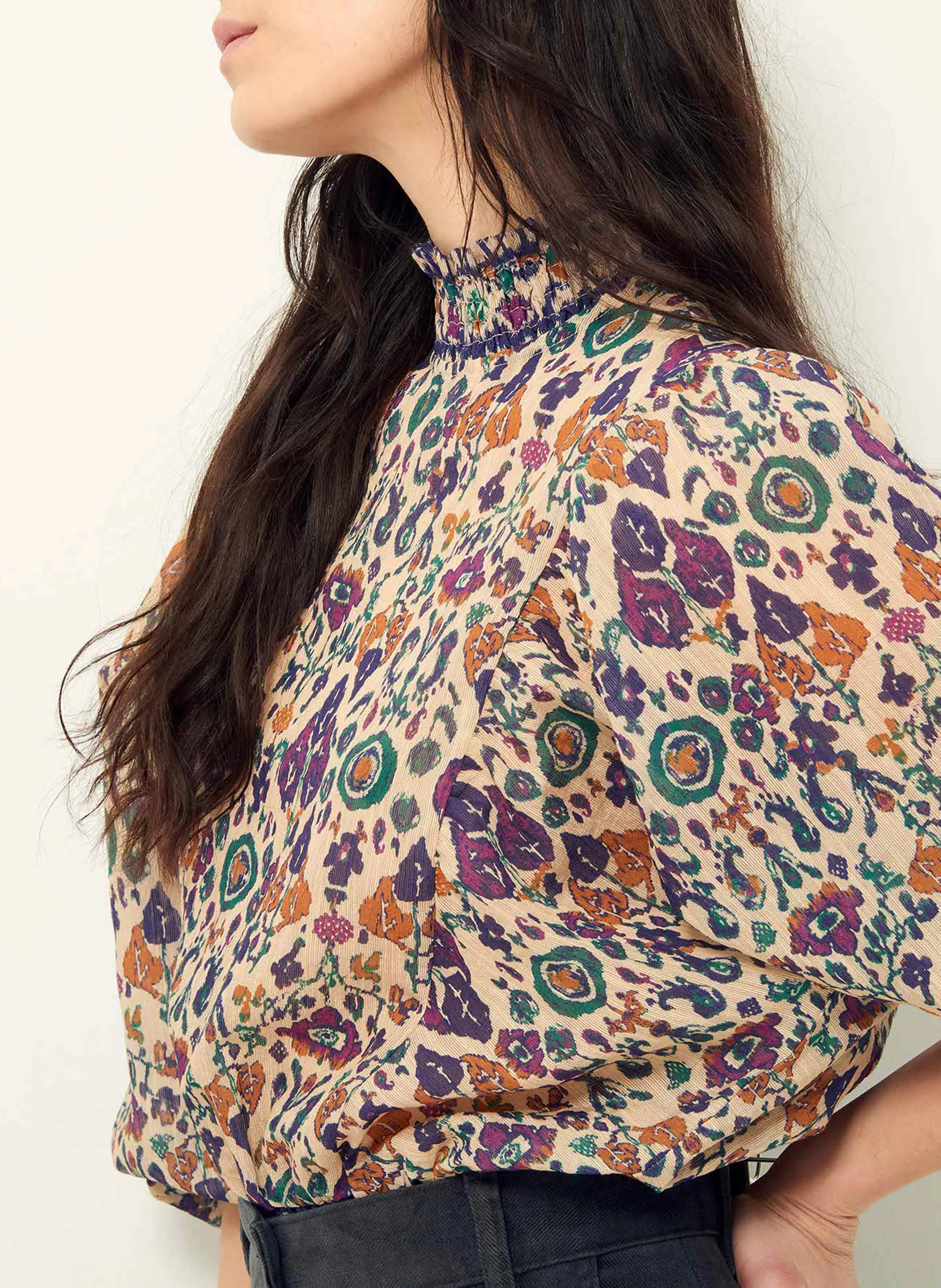  SESSUN   DUCHESS - Blusa con collo alto diritto stampata | Multicolore