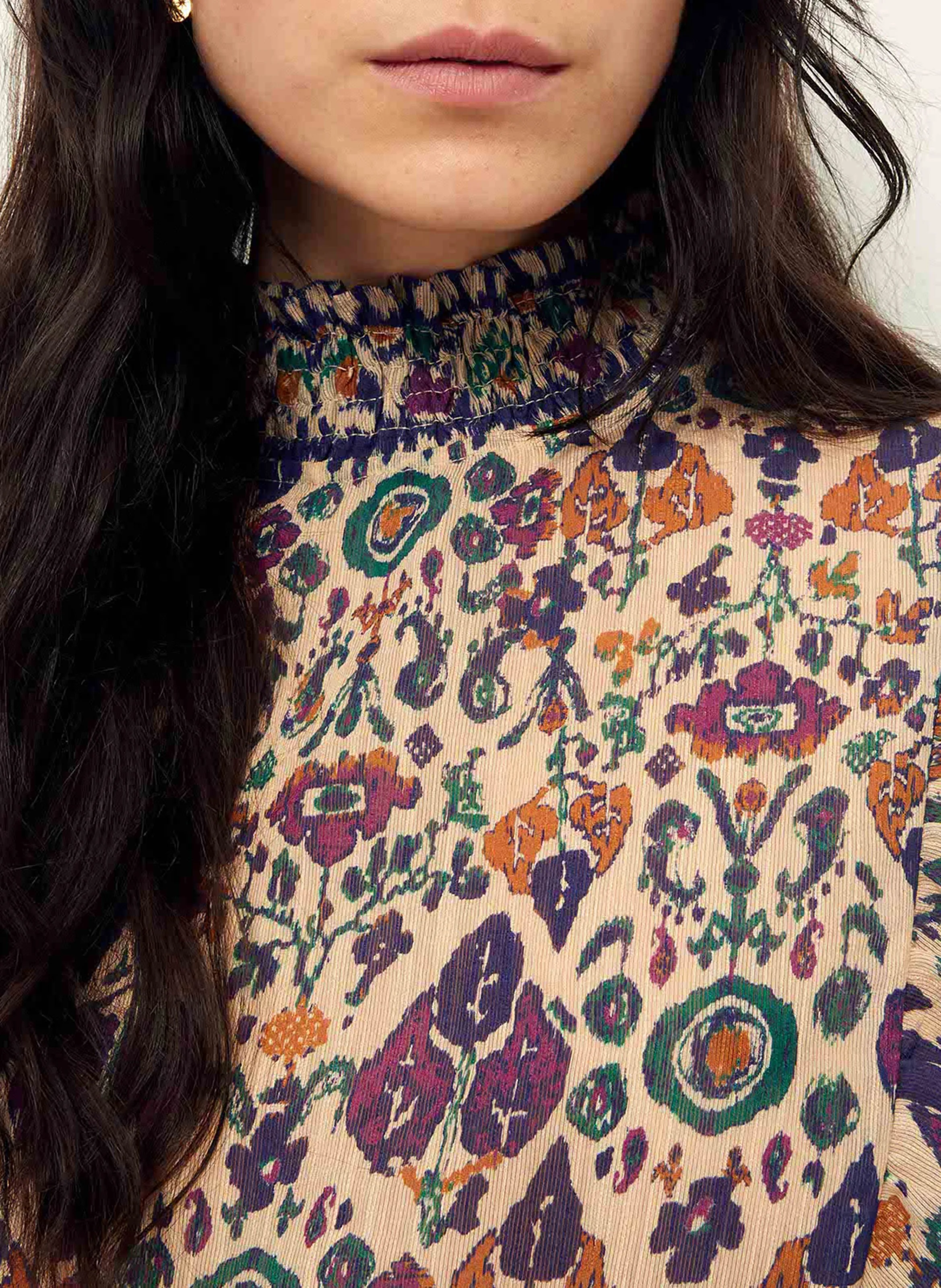  SESSUN   DUCHESS - Blusa con collo alto diritto stampata | Multicolore