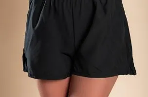 Shorts a vita alta con elastico in vita e cintura, nero