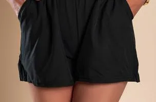 Shorts a vita alta con elastico in vita e cintura, nero