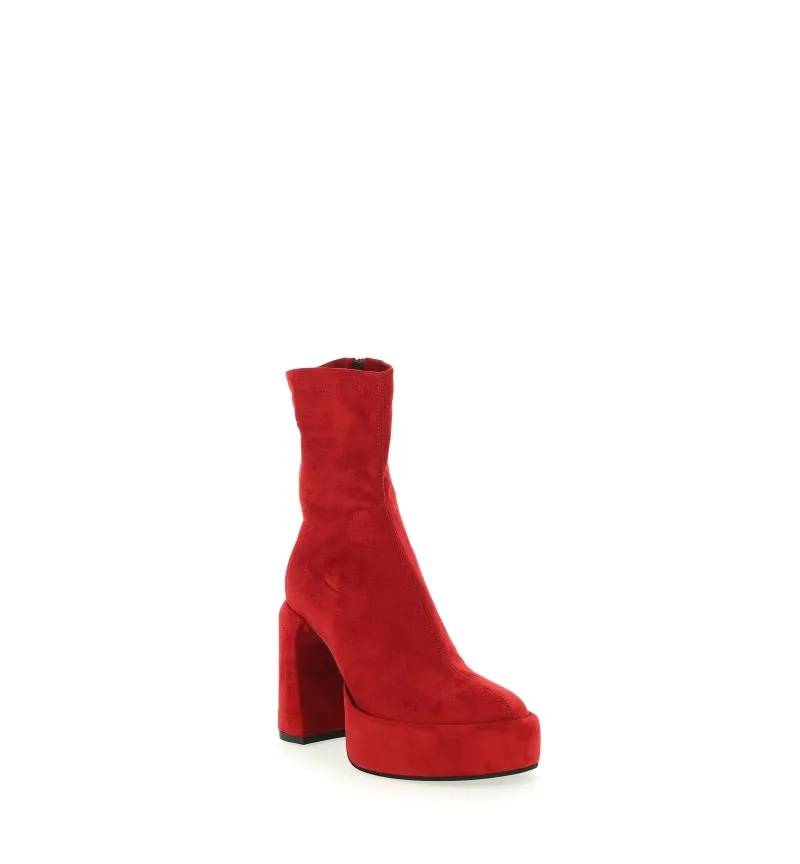 Stivaletto con tacco