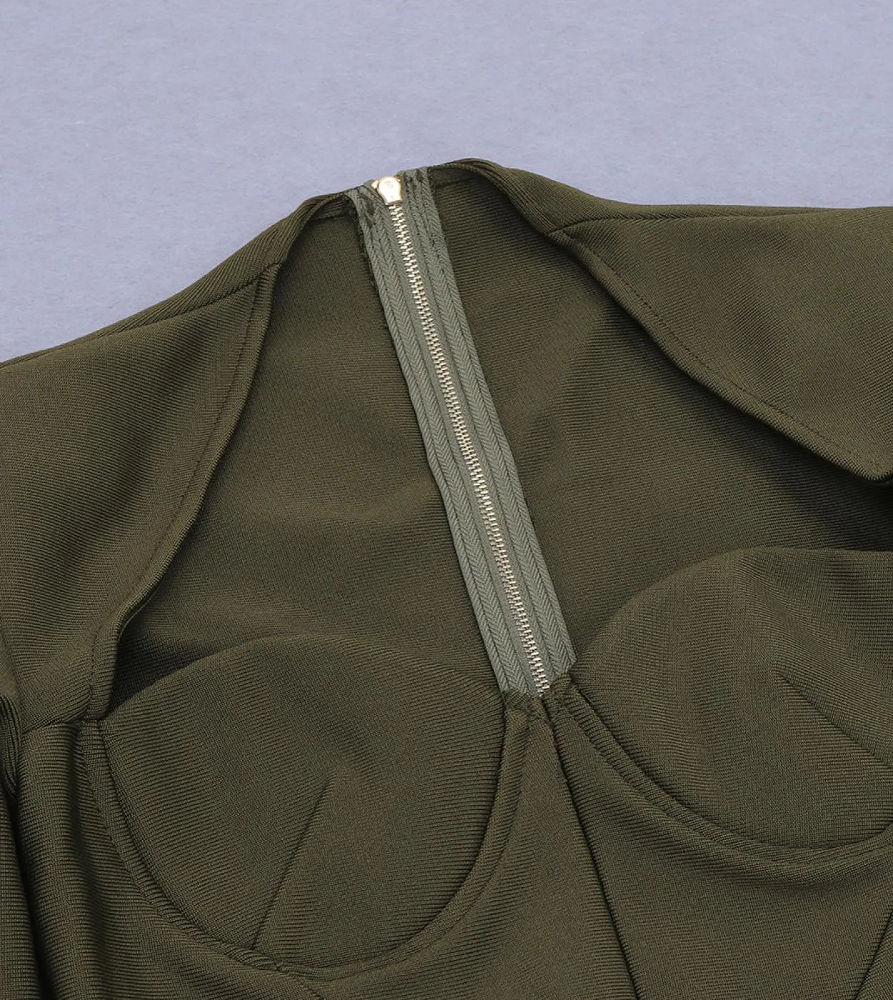 Vestito a maniche lunghe dalla fasciatura a maniche lunghe da donna nuova primavera Abito aderente con scollo a V Pacthwork Cele