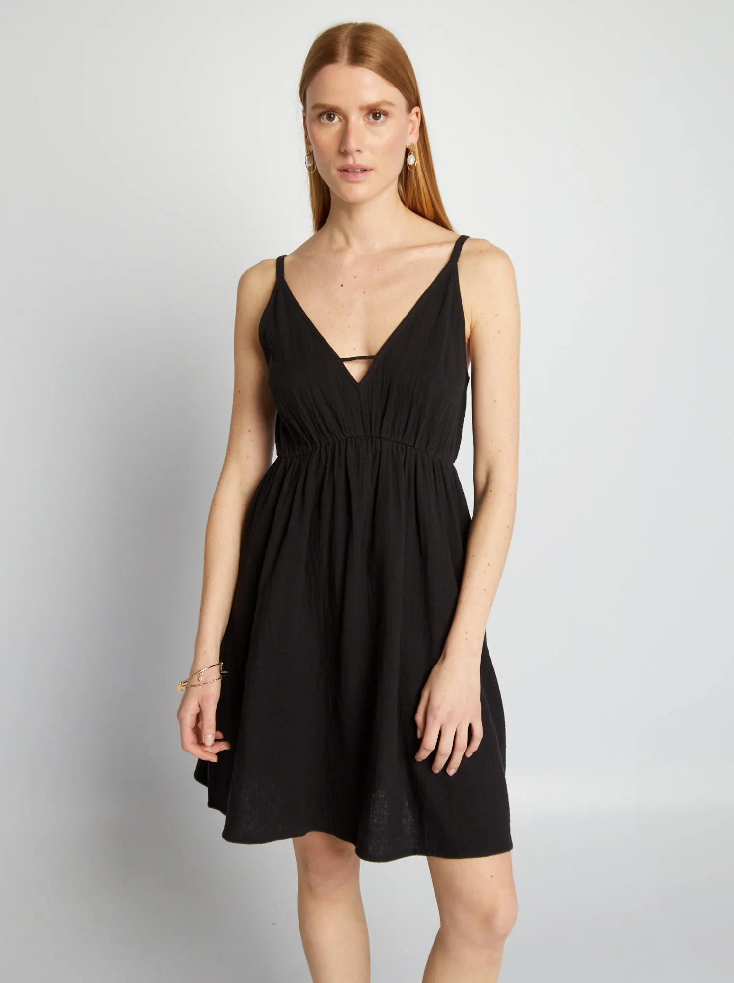 Vestito corto con spalline sottili - nero