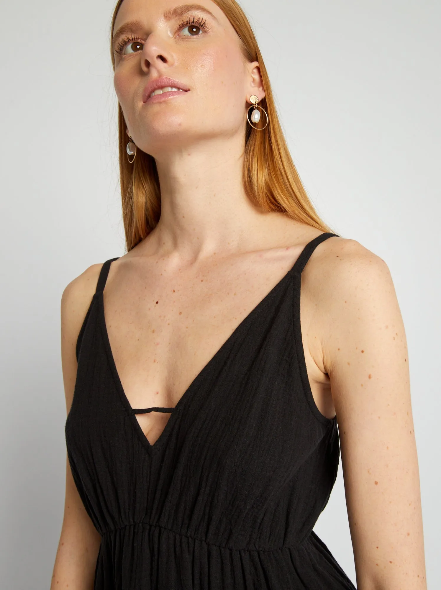 Vestito corto con spalline sottili - nero