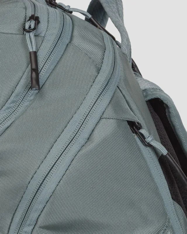 Zaino grigio Thule Chasm Laptop Backpack 26L